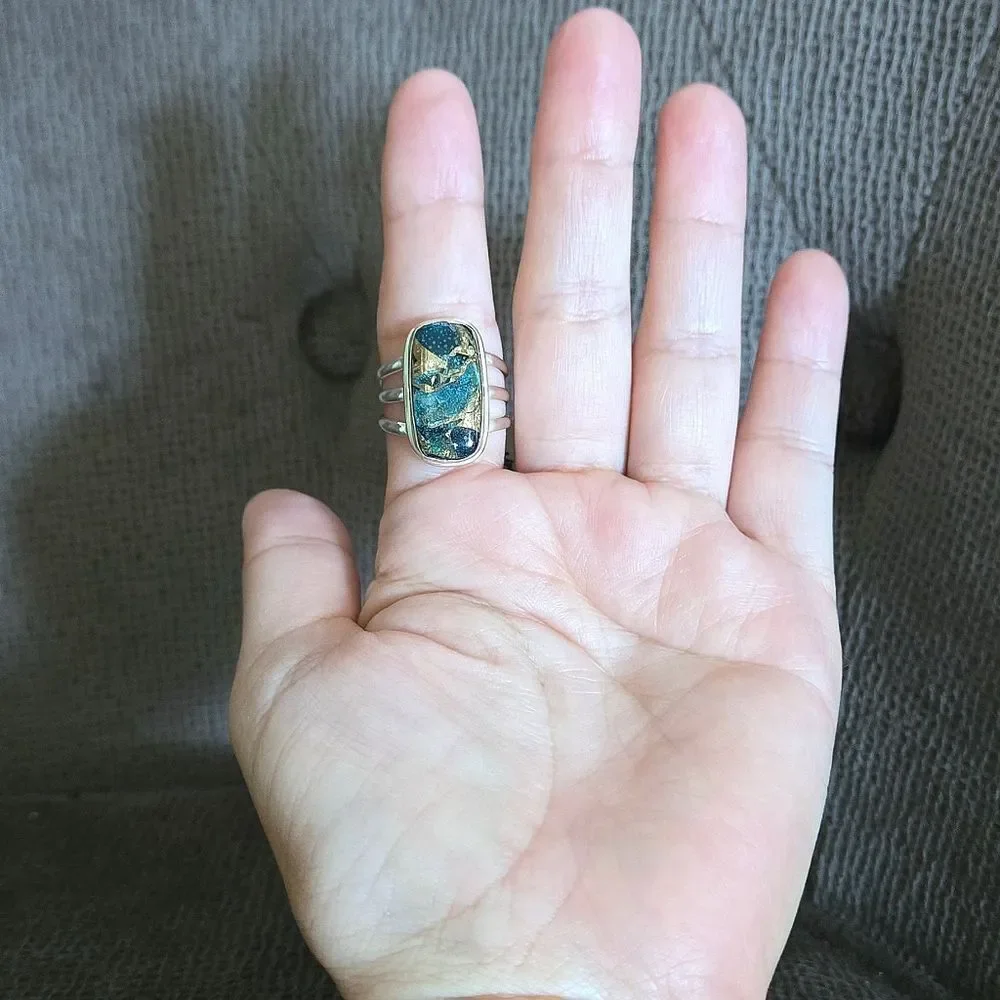 Shivam Apatite Quartz Statement Ring💍 - NWT